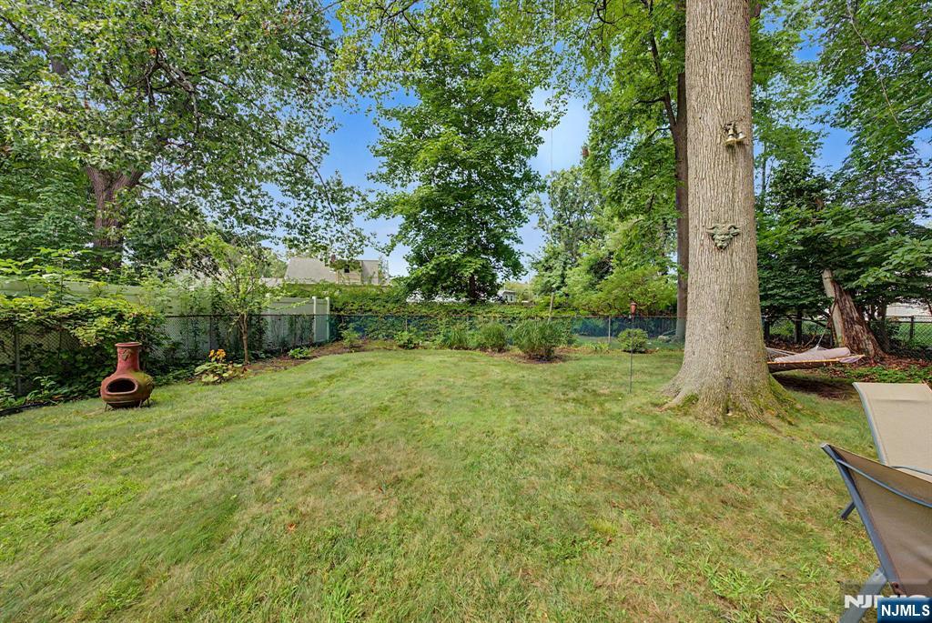 26 Cedar Street Property Photo 42