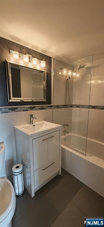 8800 Boulevard East 8m Property Photo 20