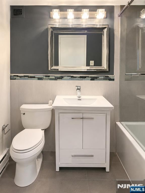8800 Boulevard East 8m Property Photo 21