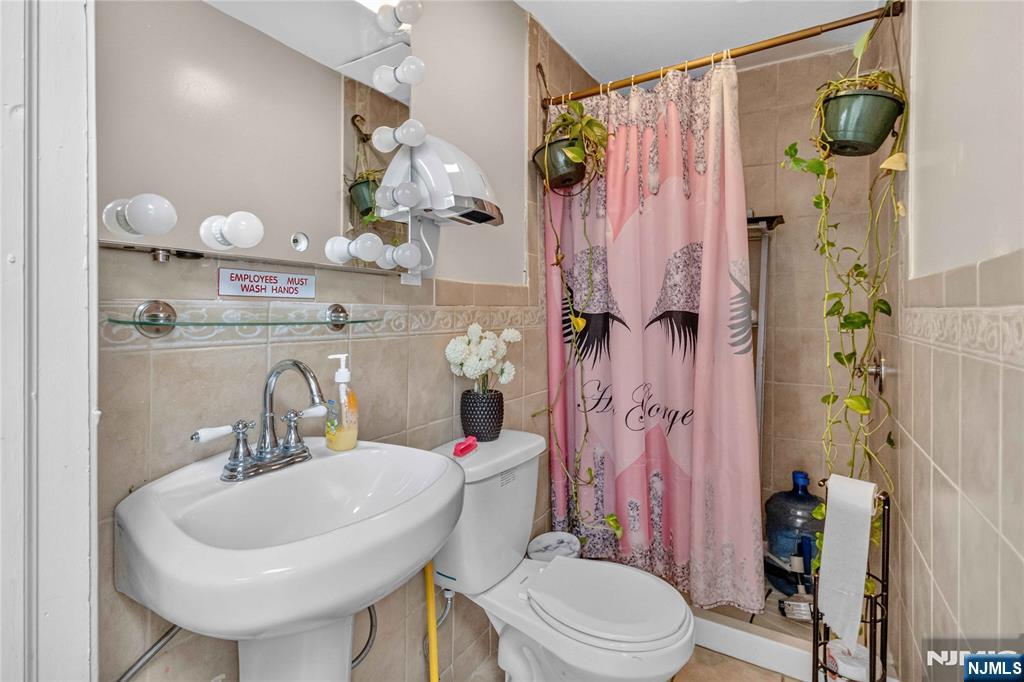 358 Broadway Property Photo 10