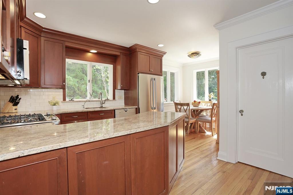530 Rock Road Property Photo 11