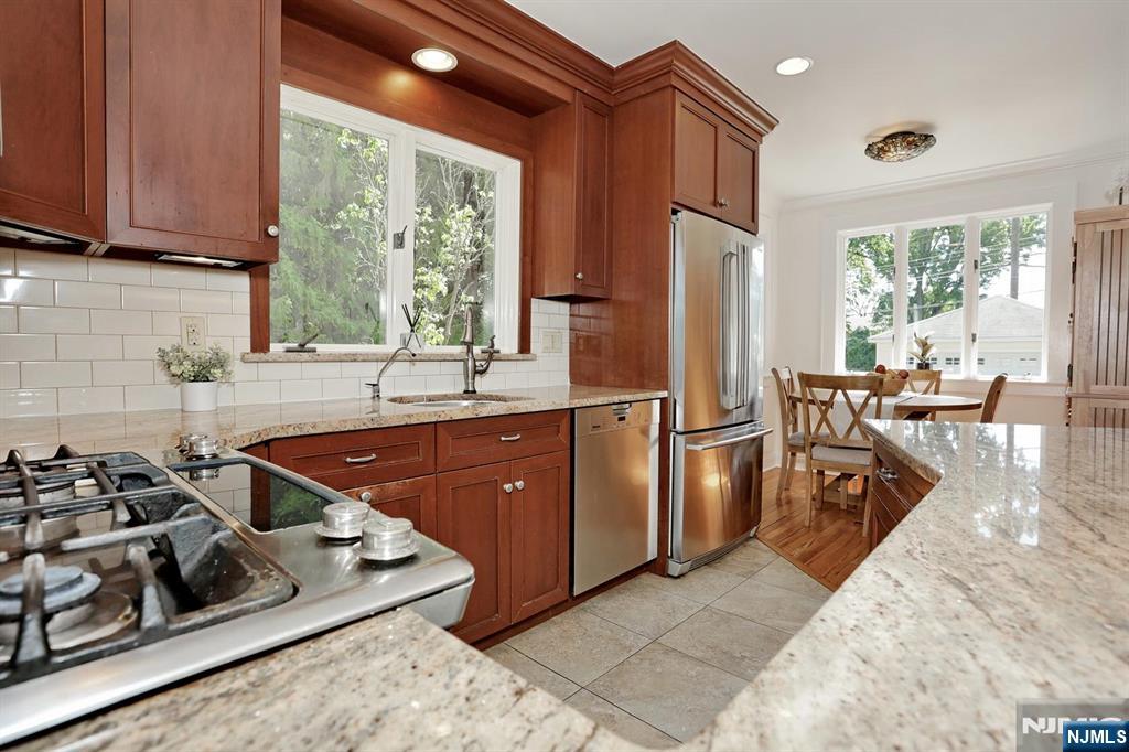 530 Rock Road Property Photo 13