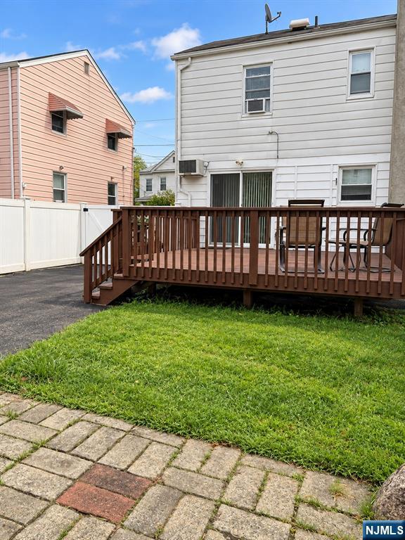 241 Highland Avenue Property Photo 7