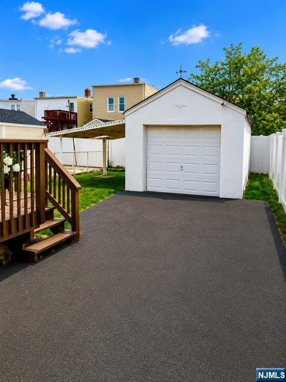 241 Highland Avenue Property Photo 8