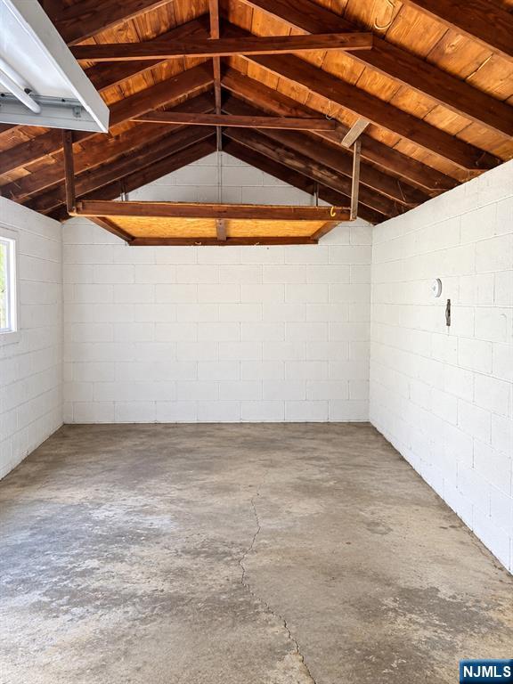 241 Highland Avenue Property Photo 10