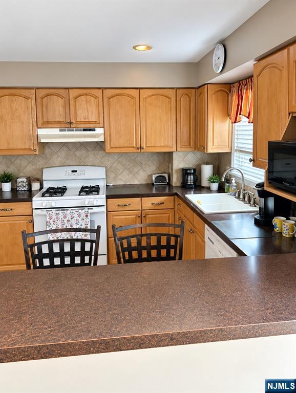 241 Highland Avenue Property Photo 32