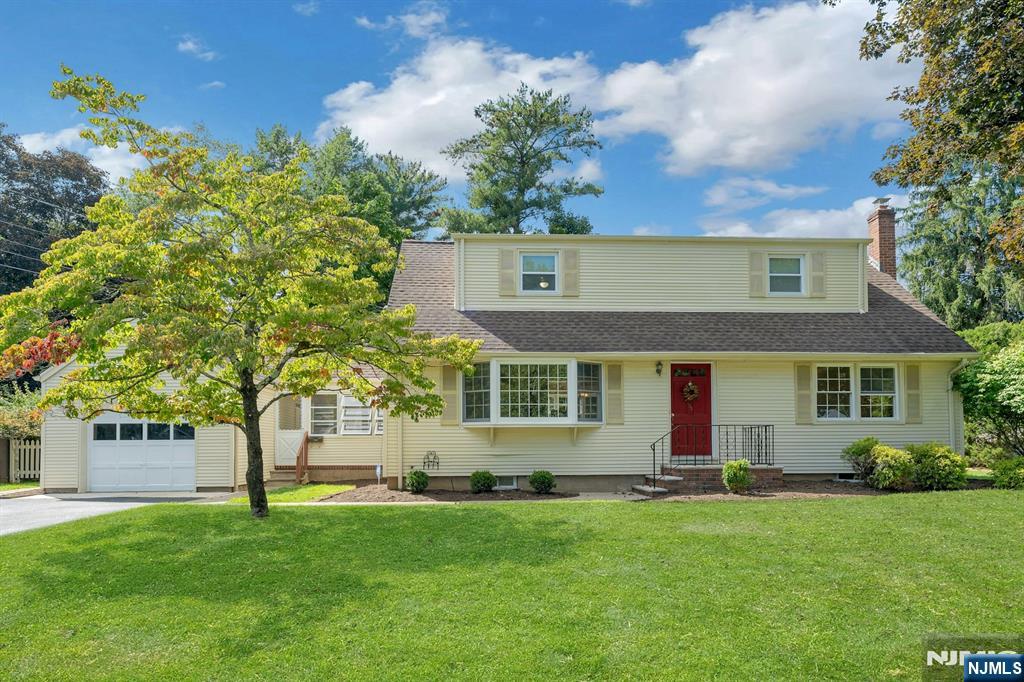 152 Spring Street Property Photo 1