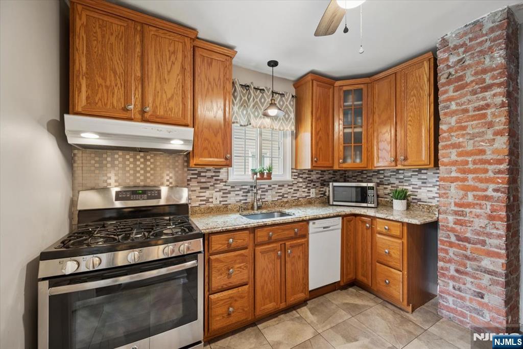 211 Walnut Avenue Property Photo 15