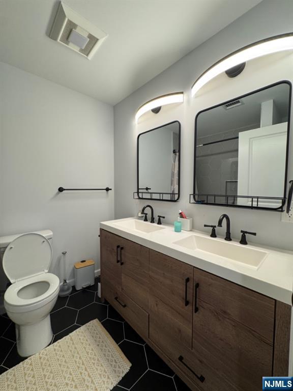 56 Ann Street B Property Photo 21