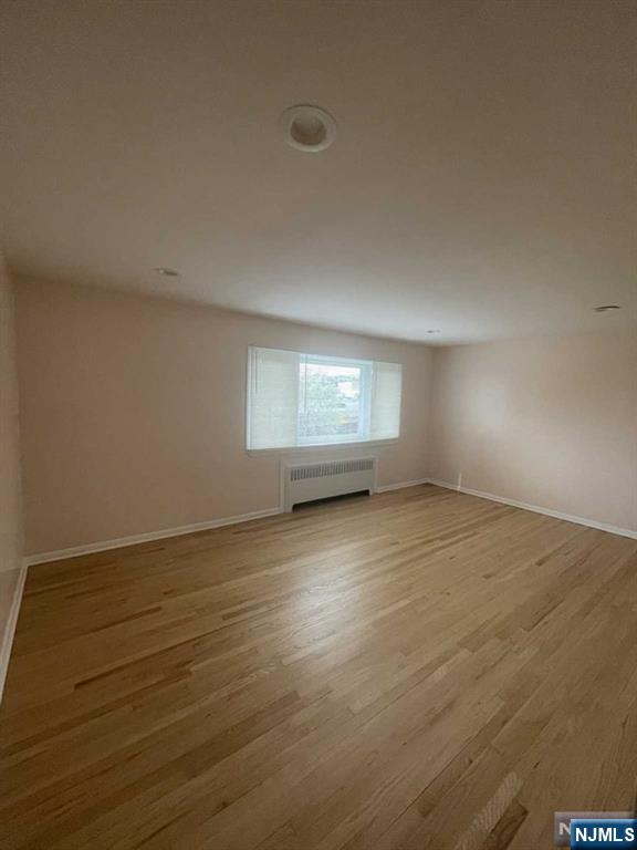 544 6th Street 2nd Floor Property Photo 14