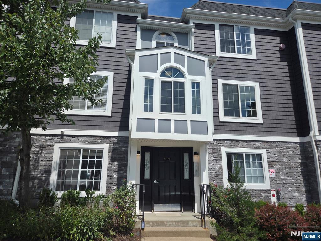 67 Village Drive 67