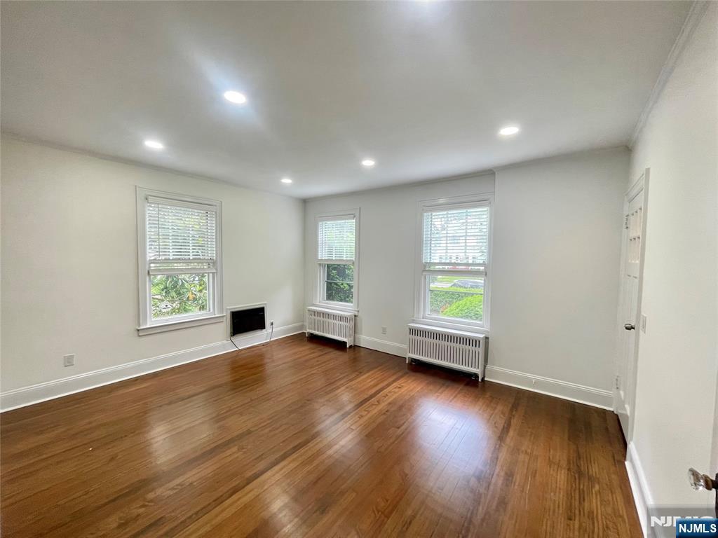 172 Palisade Avenue 1 Property Photo 5