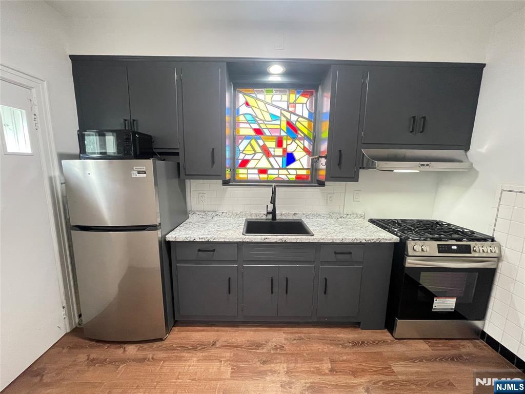 172 Palisade Avenue 1 Property Photo 8