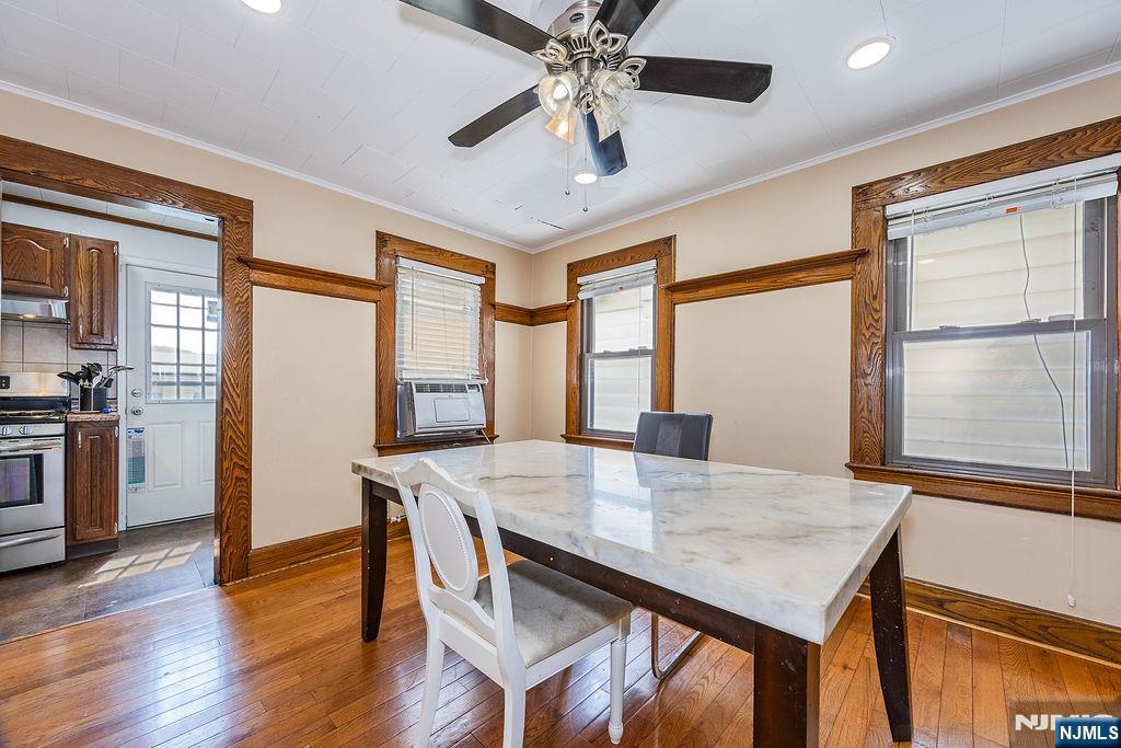 420 Dewitt Avenue Property Photo 6