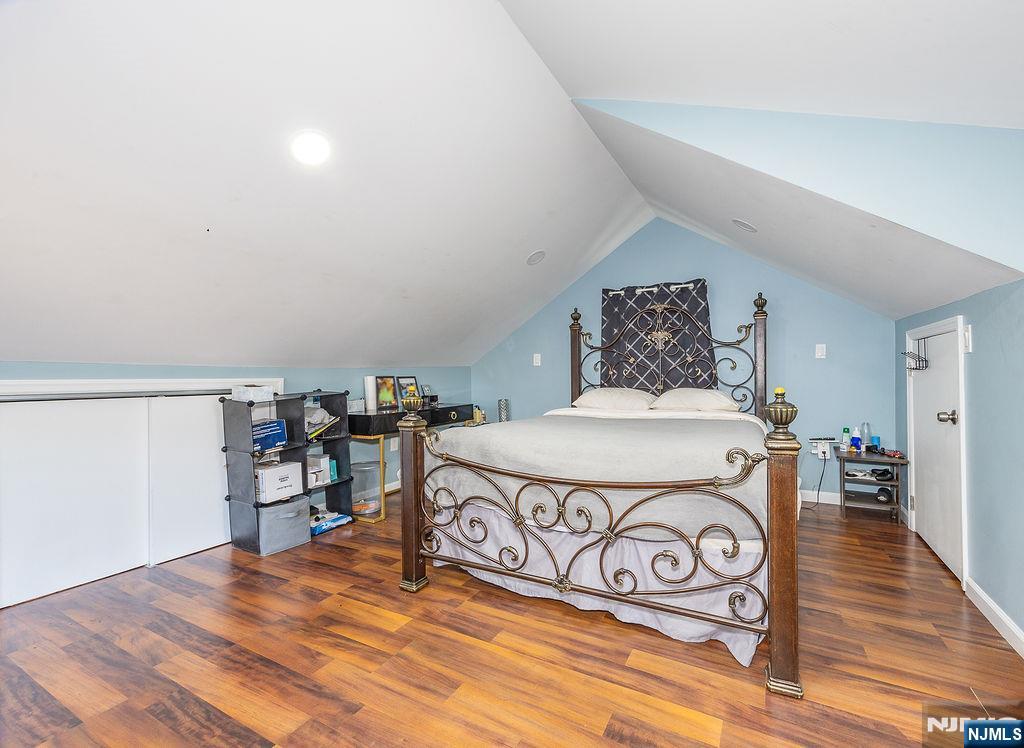 420 Dewitt Avenue Property Photo 13