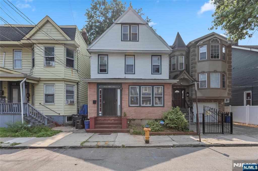 42 Mead Street Property Photo 1