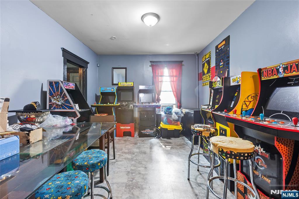 42 Mead Street Property Photo 6