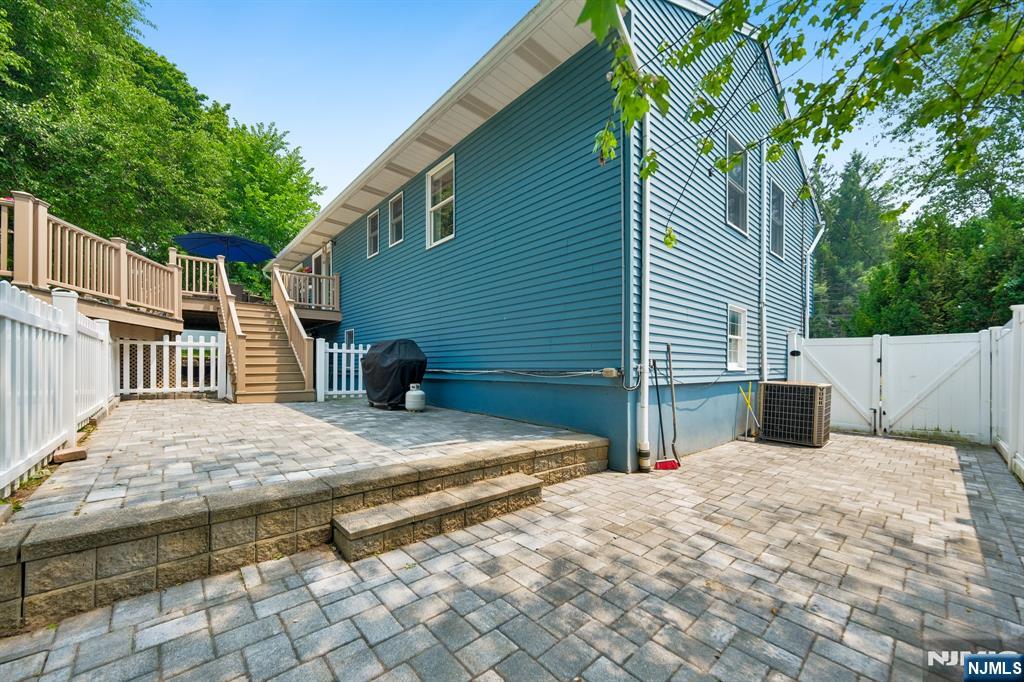 364 Piermont Avenue Property Photo 28