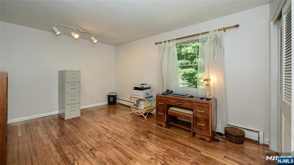 460 Laurel Lane Property Photo 20
