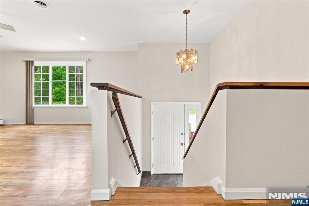 17 Lunn Avenue Property Photo 5
