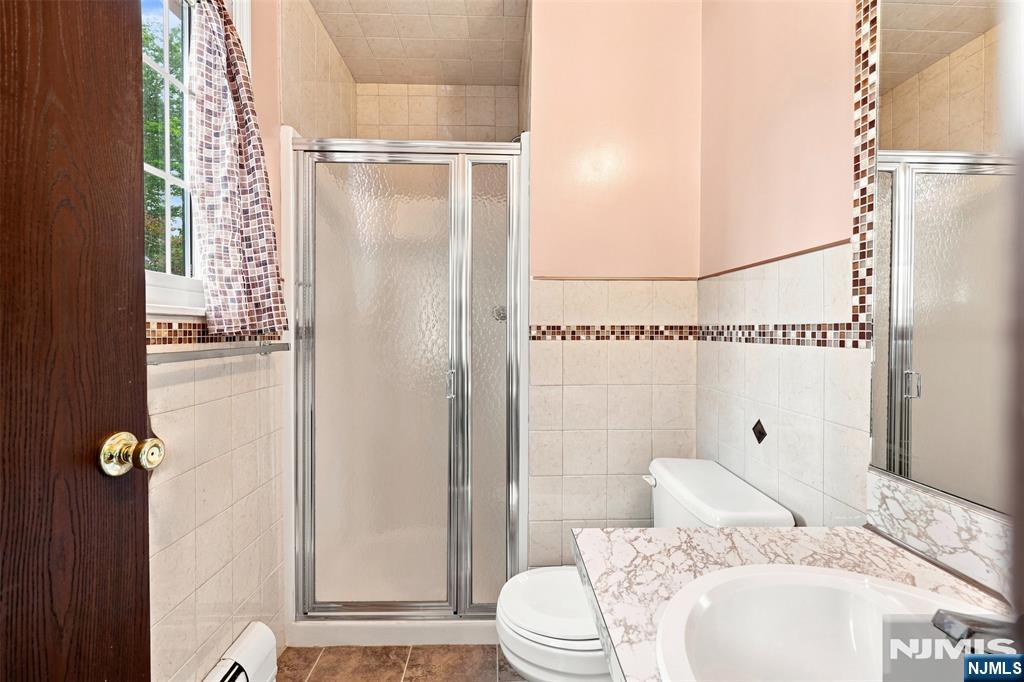 17 Lunn Avenue Property Photo 27