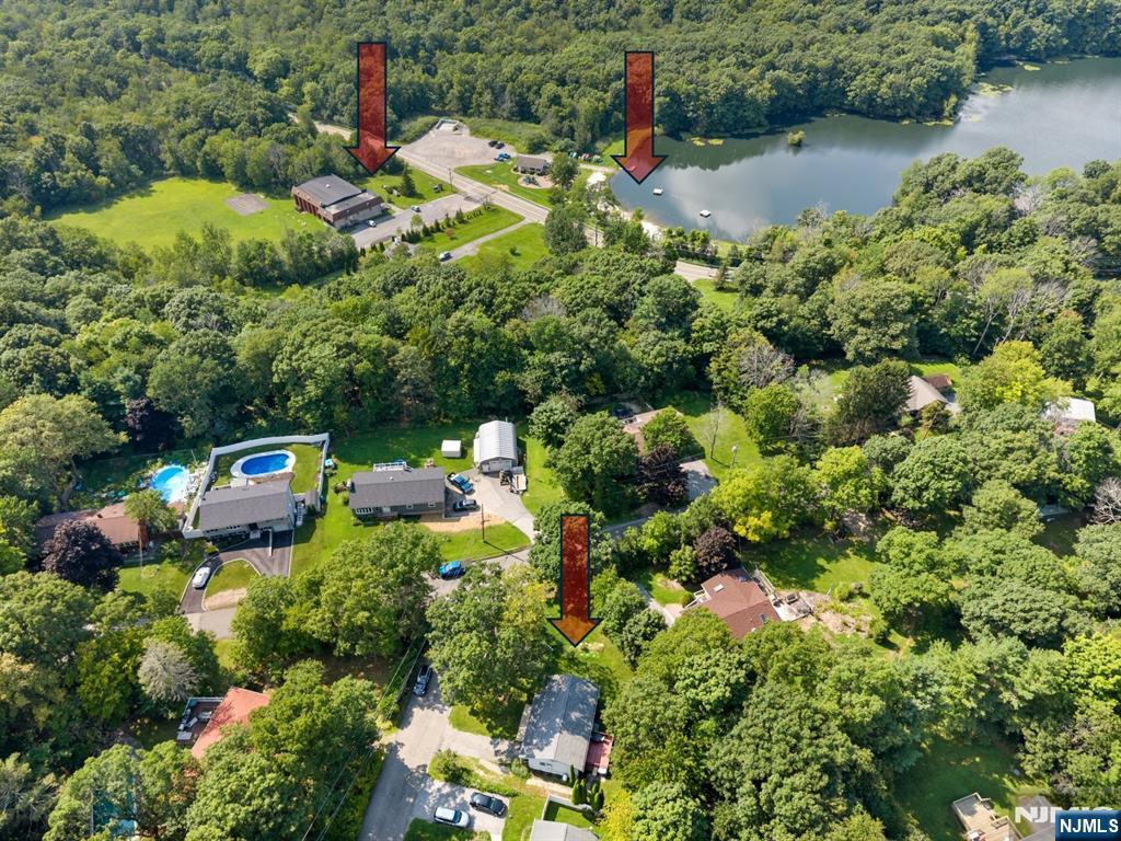 1 Ridgeview Court Property Photo 2
