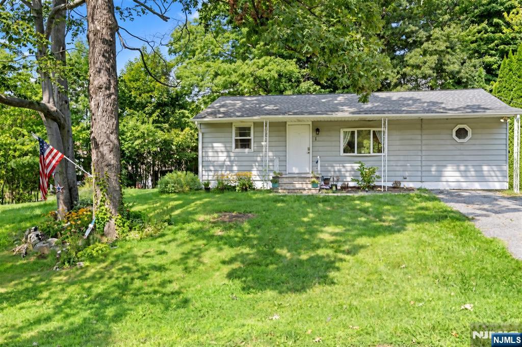 1 Ridgeview Court Property Photo 5