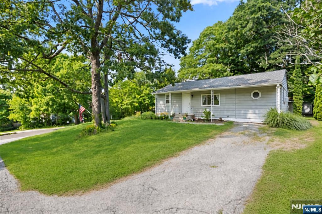 1 Ridgeview Court Property Photo 6