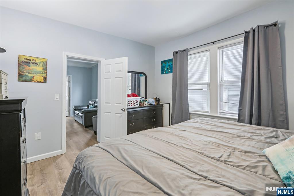 211 Newark Avenue Property Photo 15