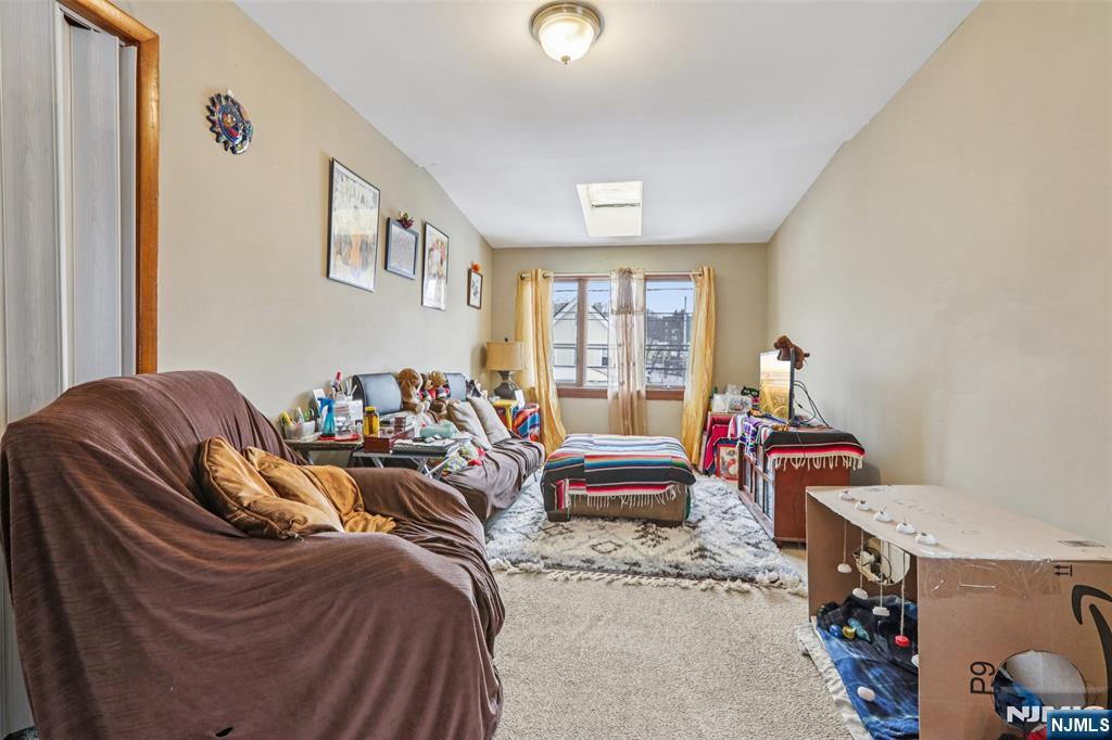 211 Newark Avenue Property Photo 21