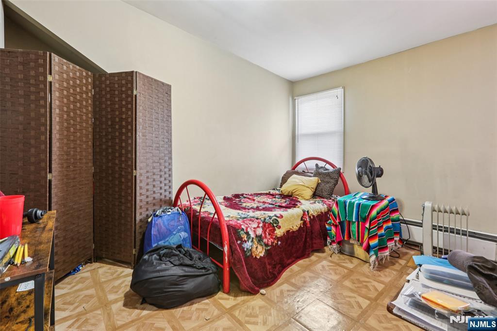 211 Newark Avenue Property Photo 27