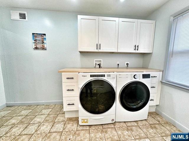 62 3rd Place Property Photo 6