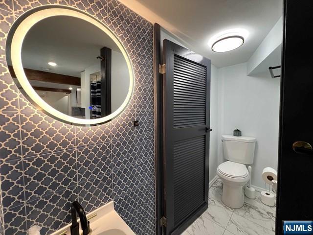 62 3rd Place Property Photo 26