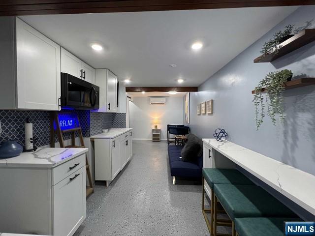 62 3rd Place Property Photo 28
