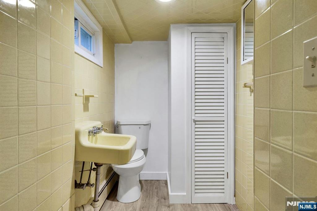 416 Lakeview Avenue Property Photo 17