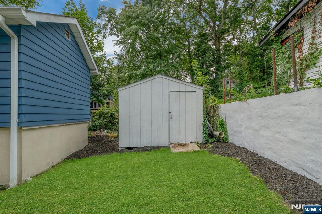 416 Lakeview Avenue Property Photo 21