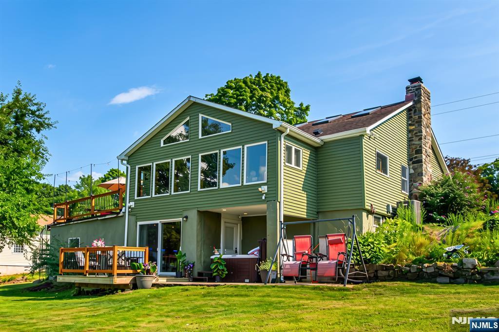 48 Lakeside Avenue Property Photo 1