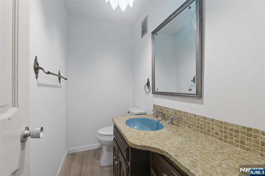 26 Glenwood Road Property Photo 10