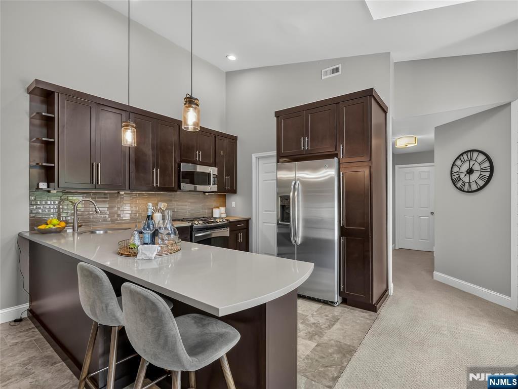 453 Poets Way Property Photo 11
