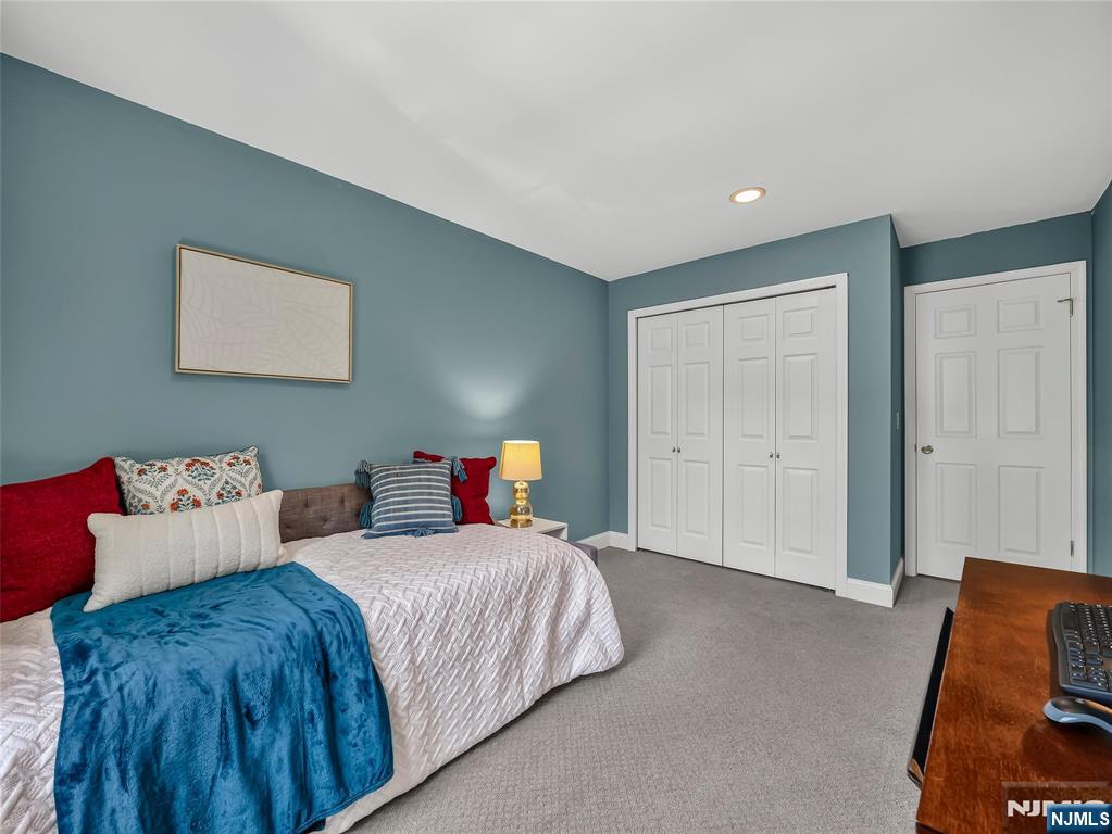 453 Poets Way Property Photo 26