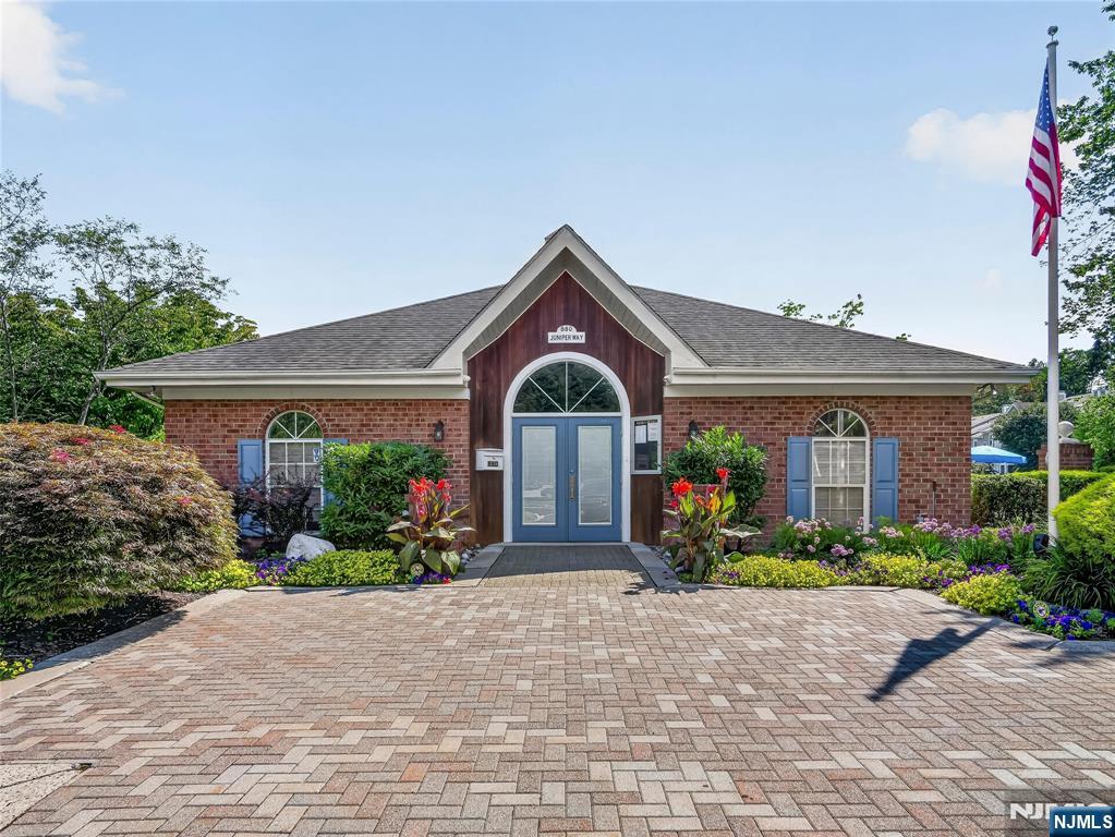 453 Poets Way Property Photo 30