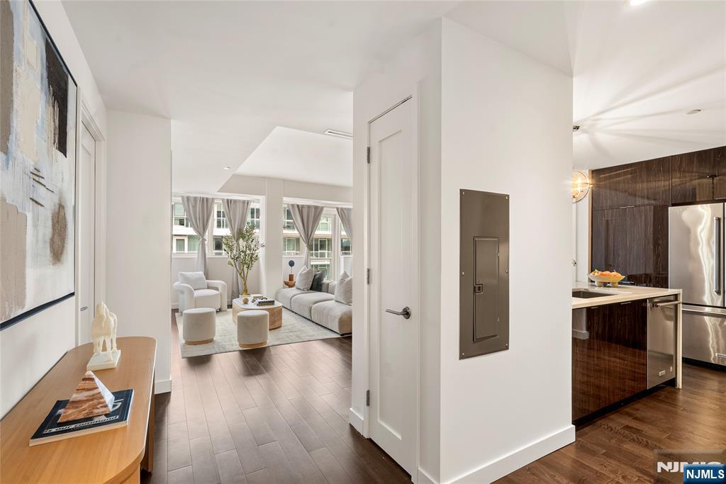 800 Ave At Port Imperial Boulevard 816 Property Photo 2
