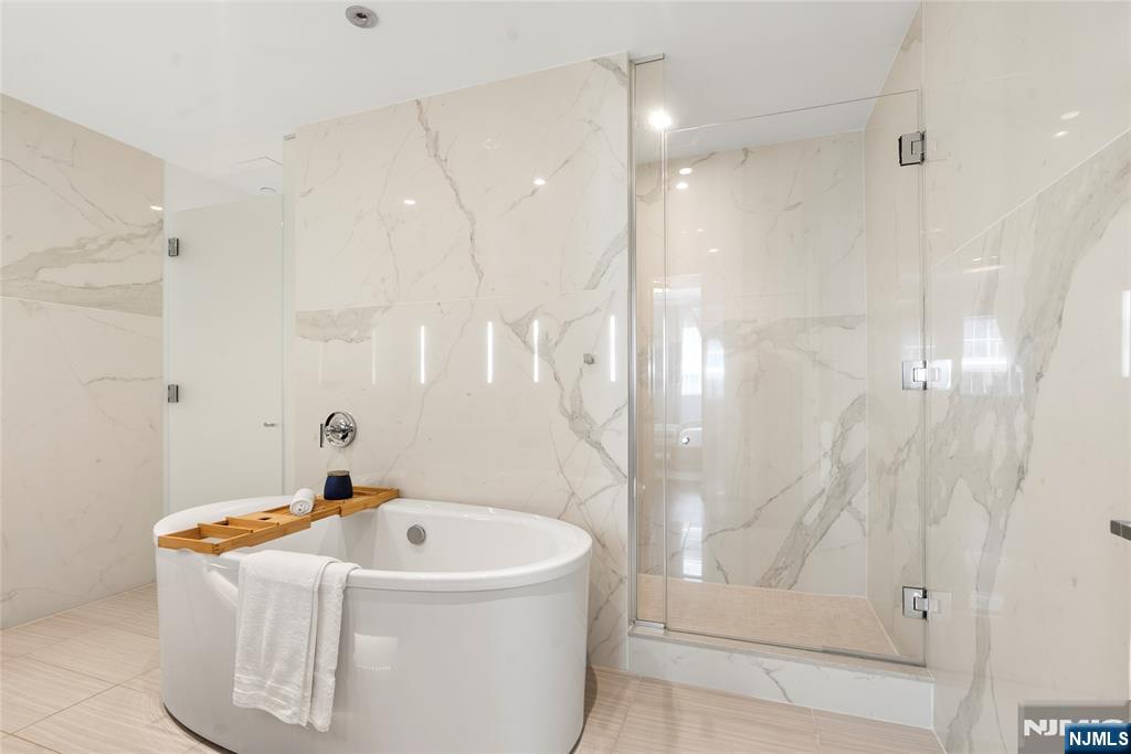 800 Ave At Port Imperial Boulevard 816 Property Photo 20