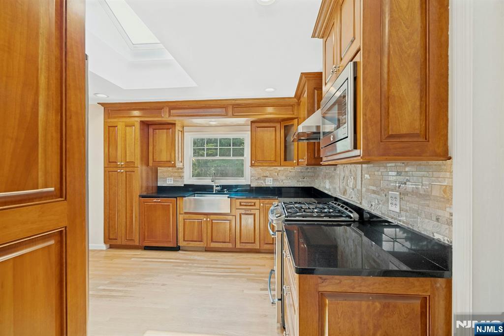 615 Maze Road Property Photo 10