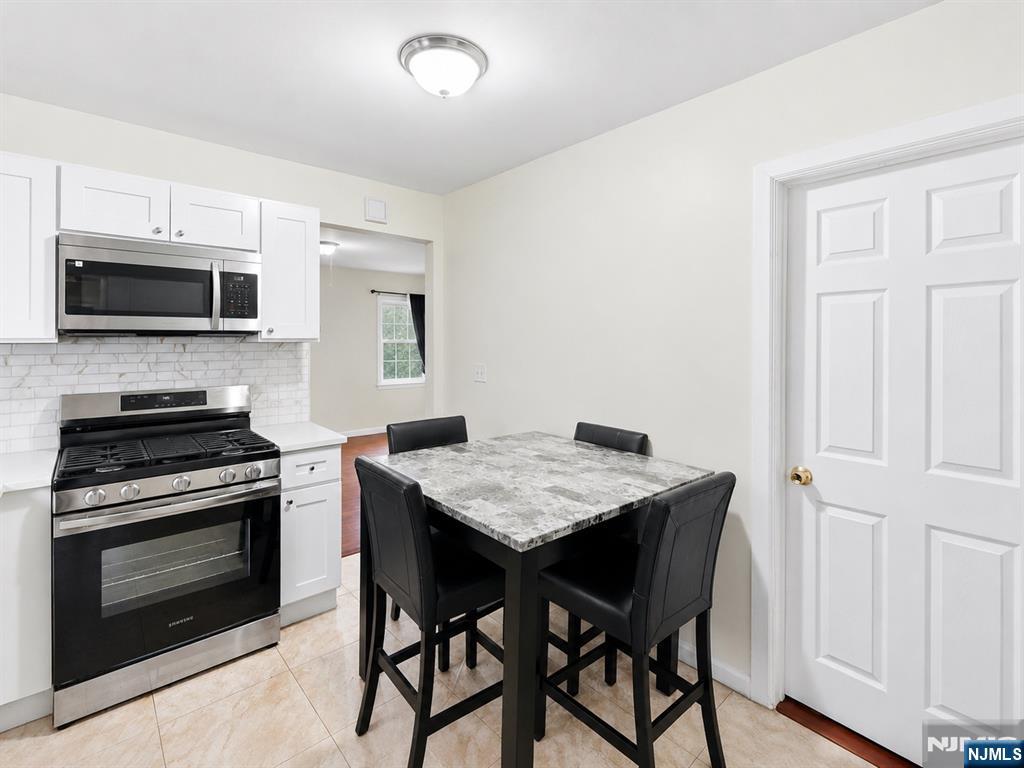 239 19th Street Property Photo 4