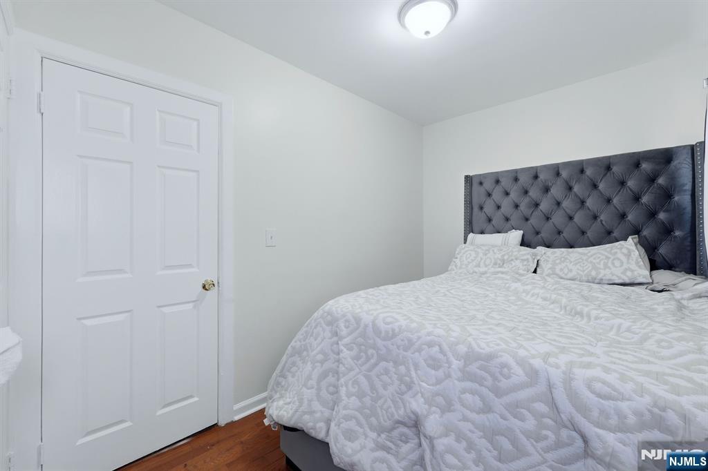 239 19th Street Property Photo 6