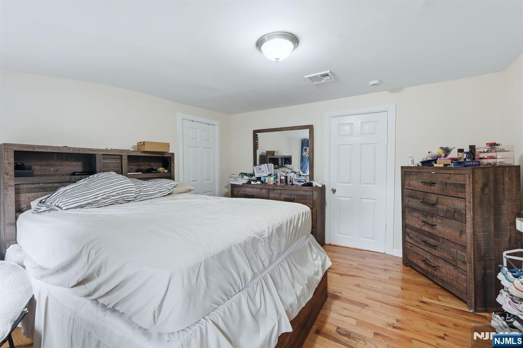 239 19th Street Property Photo 13