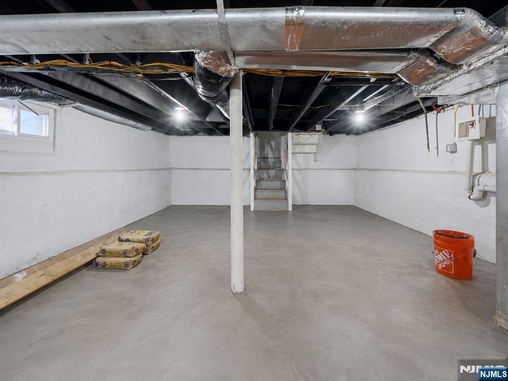239 19th Street Property Photo 15