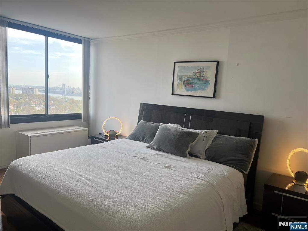 770 Anderson Avenue 21h Property Photo 12