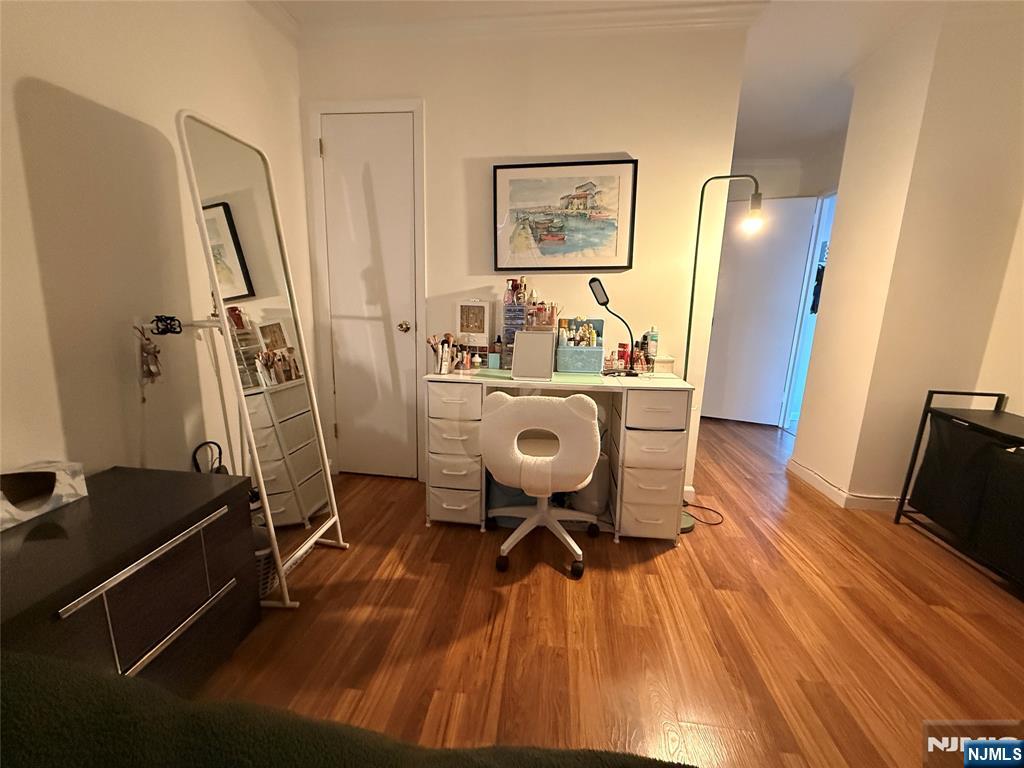 770 Anderson Avenue 21h Property Photo 13